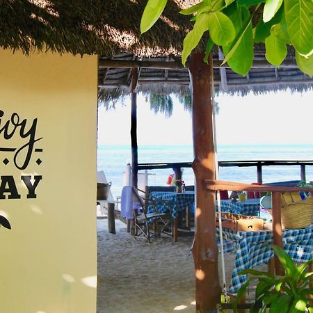 Garden Beach Bungalows Джамбиани Екстериор снимка