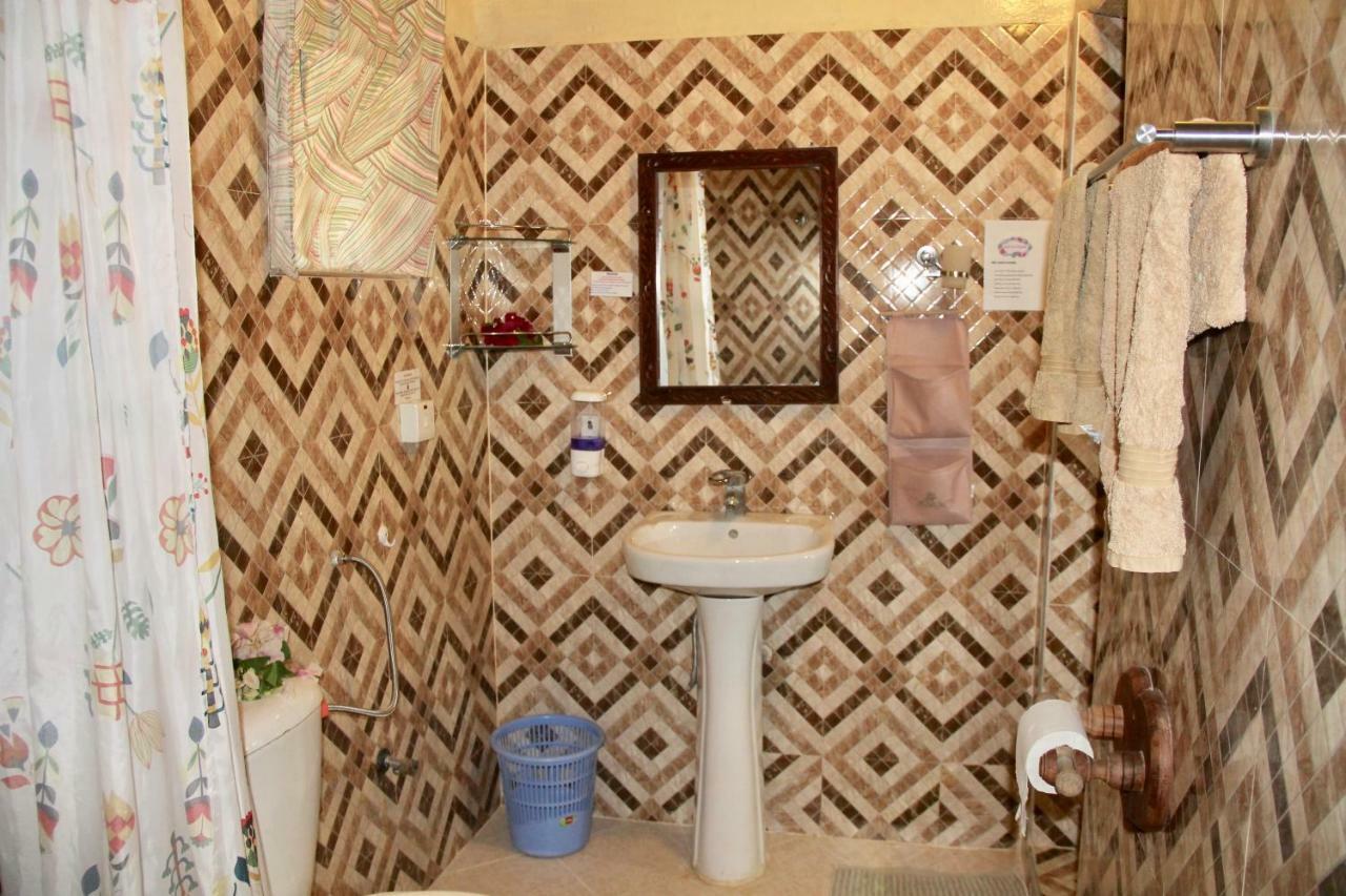 Garden Beach Bungalows Джамбиани Екстериор снимка
