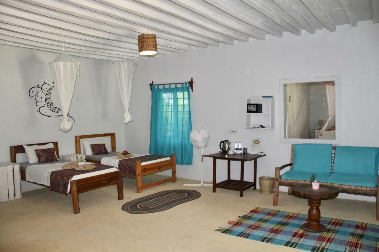 Garden Beach Bungalows Джамбиани Екстериор снимка