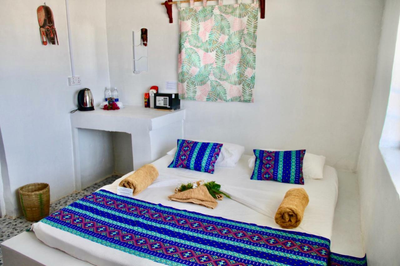 Garden Beach Bungalows Джамбиани Екстериор снимка