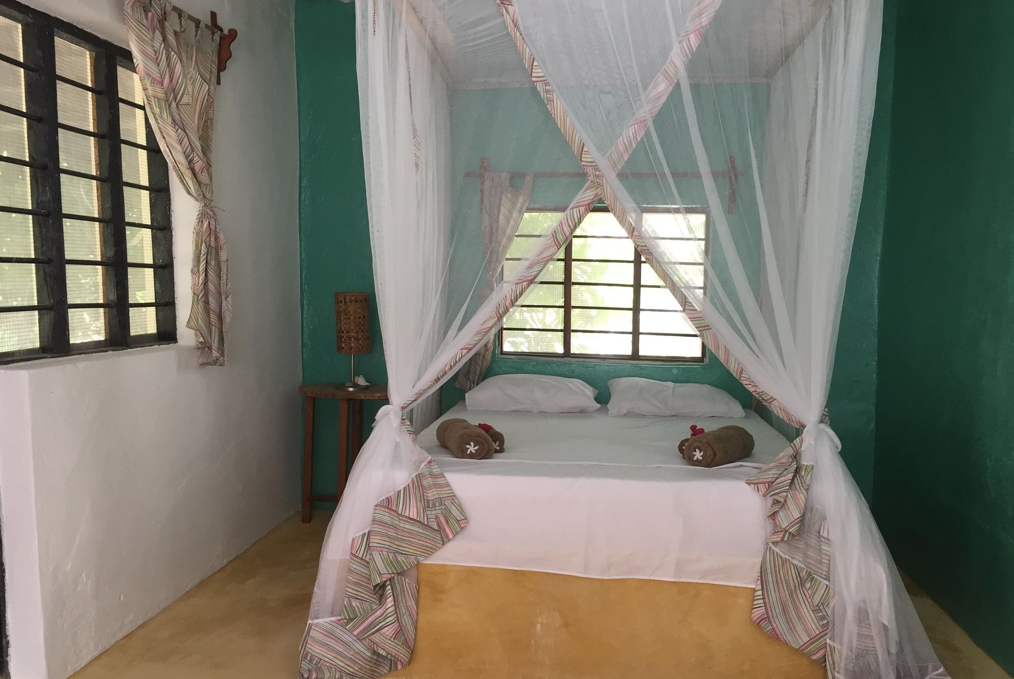 Garden Beach Bungalows Джамбиани Екстериор снимка